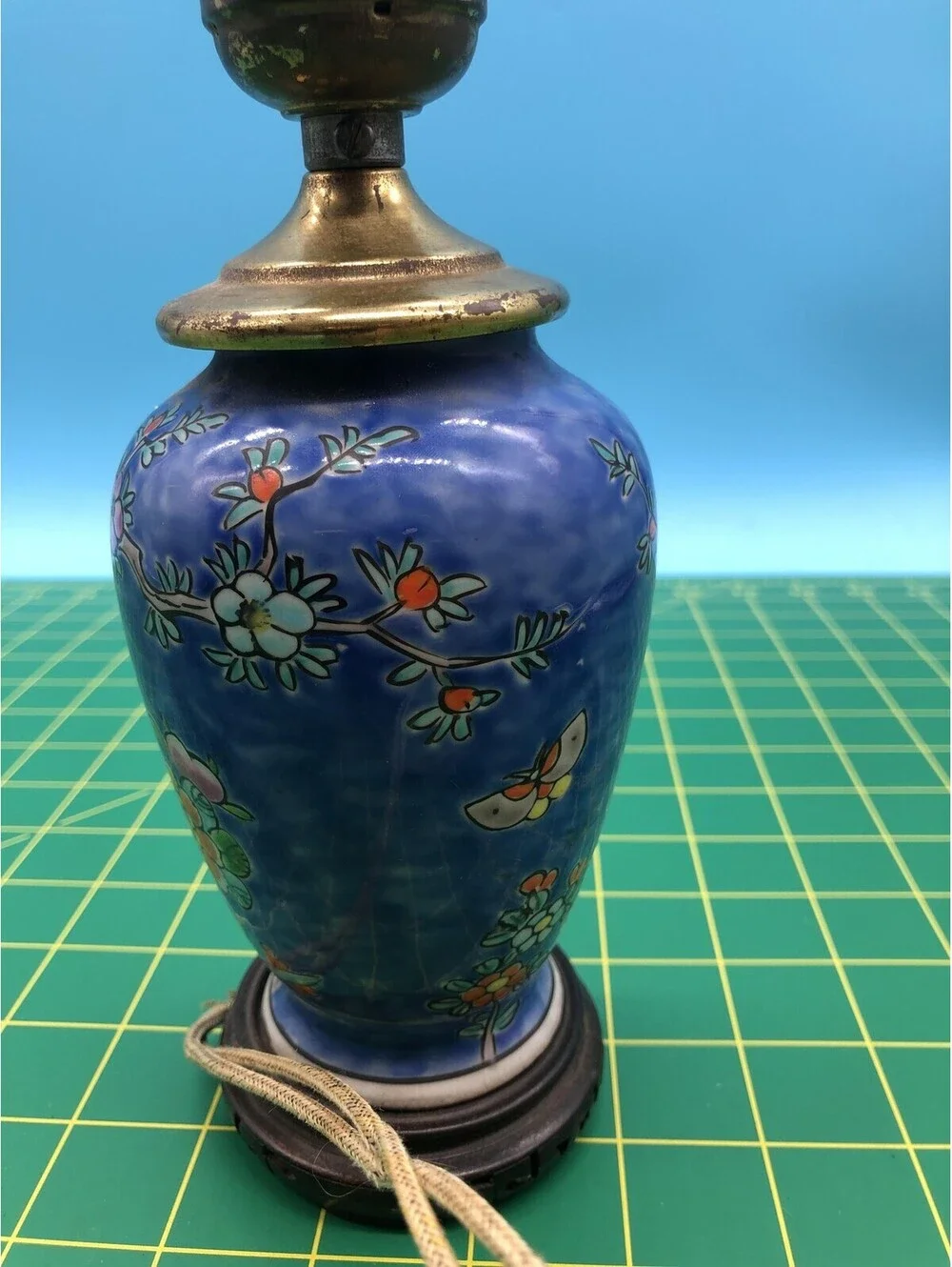 Vintage Blue Ceramic Table Lamp Bird Floral Wood Base Small Made In Japan
